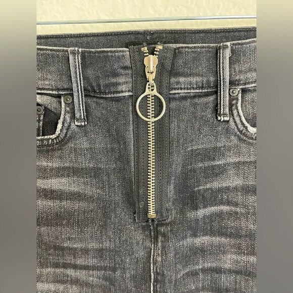 Mother The Swooner Exposed Zip Mini Fray distressed fray black denim skirt 25 - Picture 6 of 10